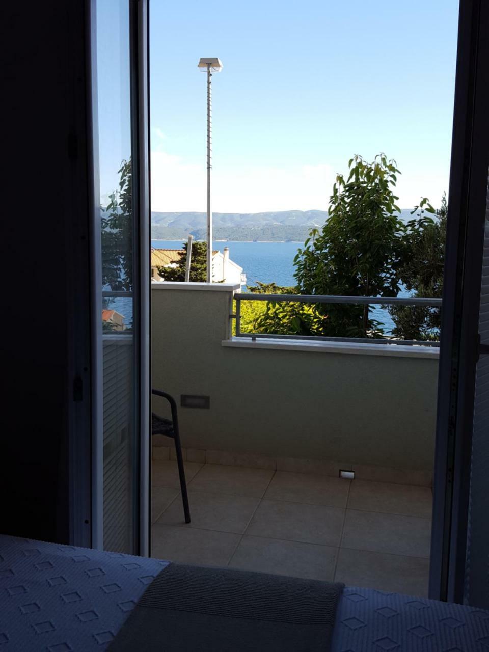 Apartmani Katja Omiš Εξωτερικό φωτογραφία